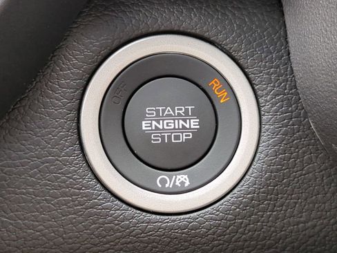 New 2026 RAM 2500 Big Horn AWD/4WD image 30