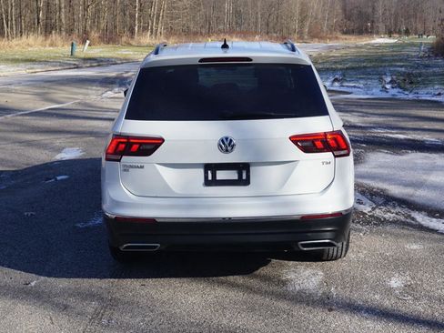 Used 2018 Volkswagen Tiguan SE FWD image 4