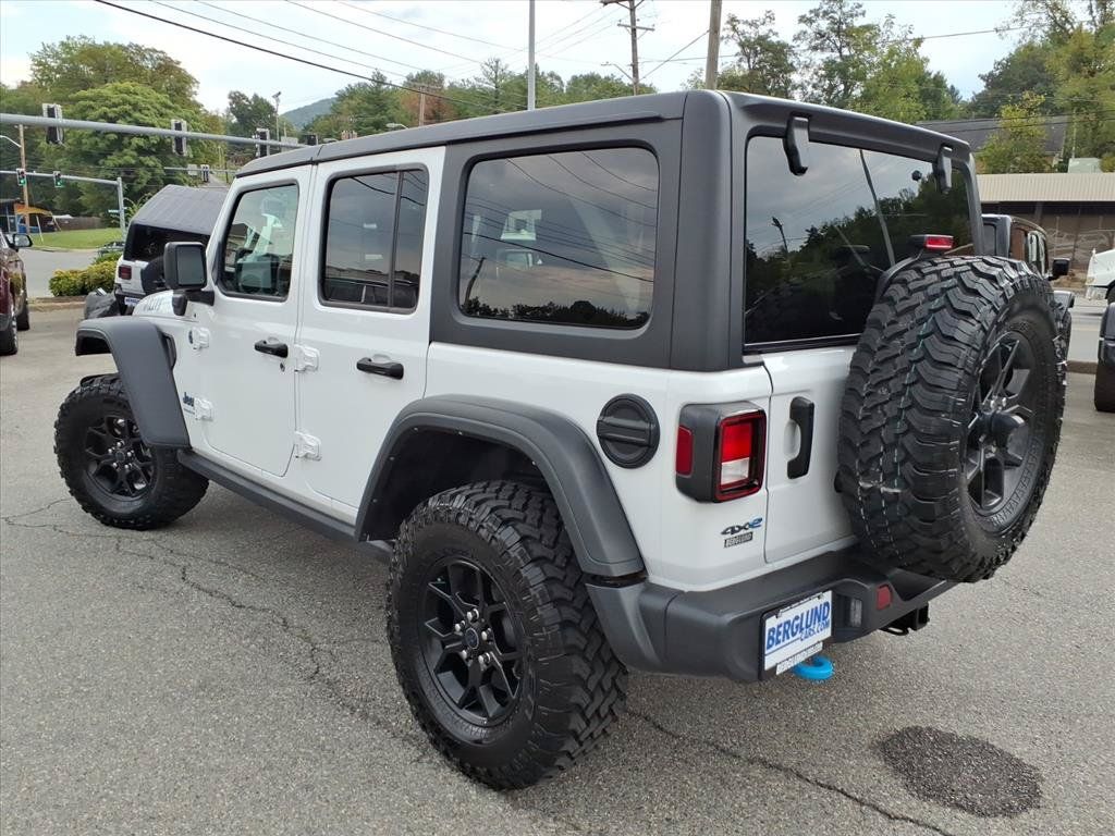 Used 2024 Jeep Wrangler Unlimited AWD/4WD image 6