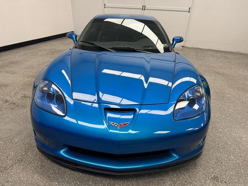 Used 2008 Chevrolet Corvette Z06 w/ Preferred Equipment Group image 2