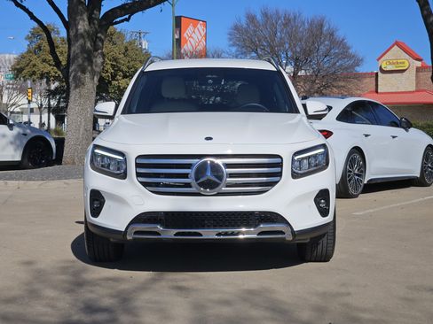 Certified 2025 Mercedes-Benz GLB 250 image 6