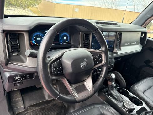 Certified 2025 Ford Bronco Badlands AWD/4WD image 15