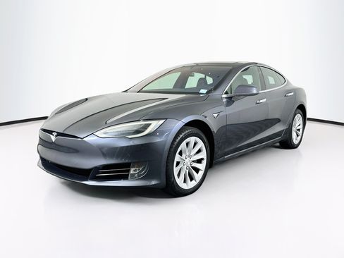 Used 2018 Tesla Model S 75D AWD/4WD image 3