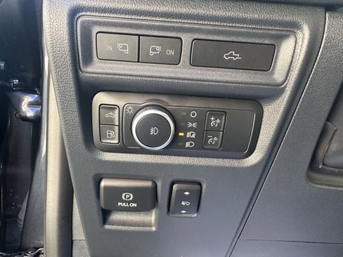 Used 2022 Ford F150 Platinum w/ Equipment Group 701A High image 15