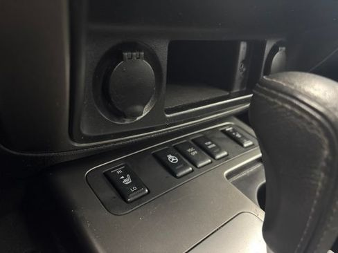 Used 2010 Nissan Armada Platinum w/ Captain Seat Pkg AWD/4WD image 47