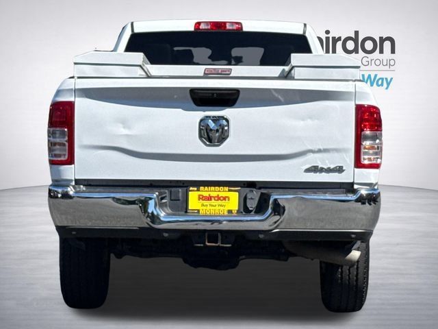 Used 2022 RAM 2500 Tradesman w/ Chrome Appearance Group AWD/4WD image 5
