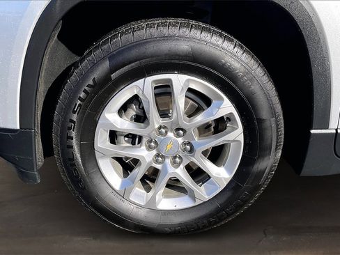 Used 2021 Chevrolet Traverse LS image 34