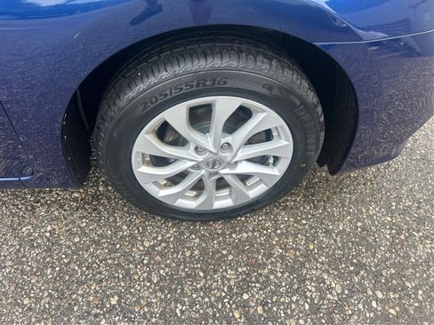 Used 2019 Nissan Sentra SV image 18