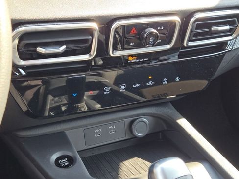 New 2026 Nissan Sentra SV w/ Floor Mat Package FWD image 25