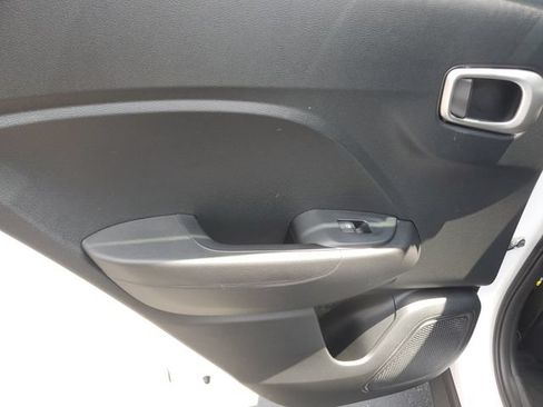 Certified 2024 Hyundai Venue SEL FWD image 14