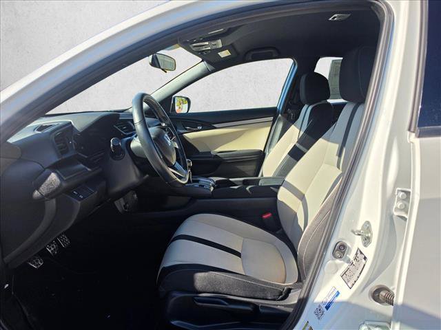 Used 2018 Honda Civic Sport image 22