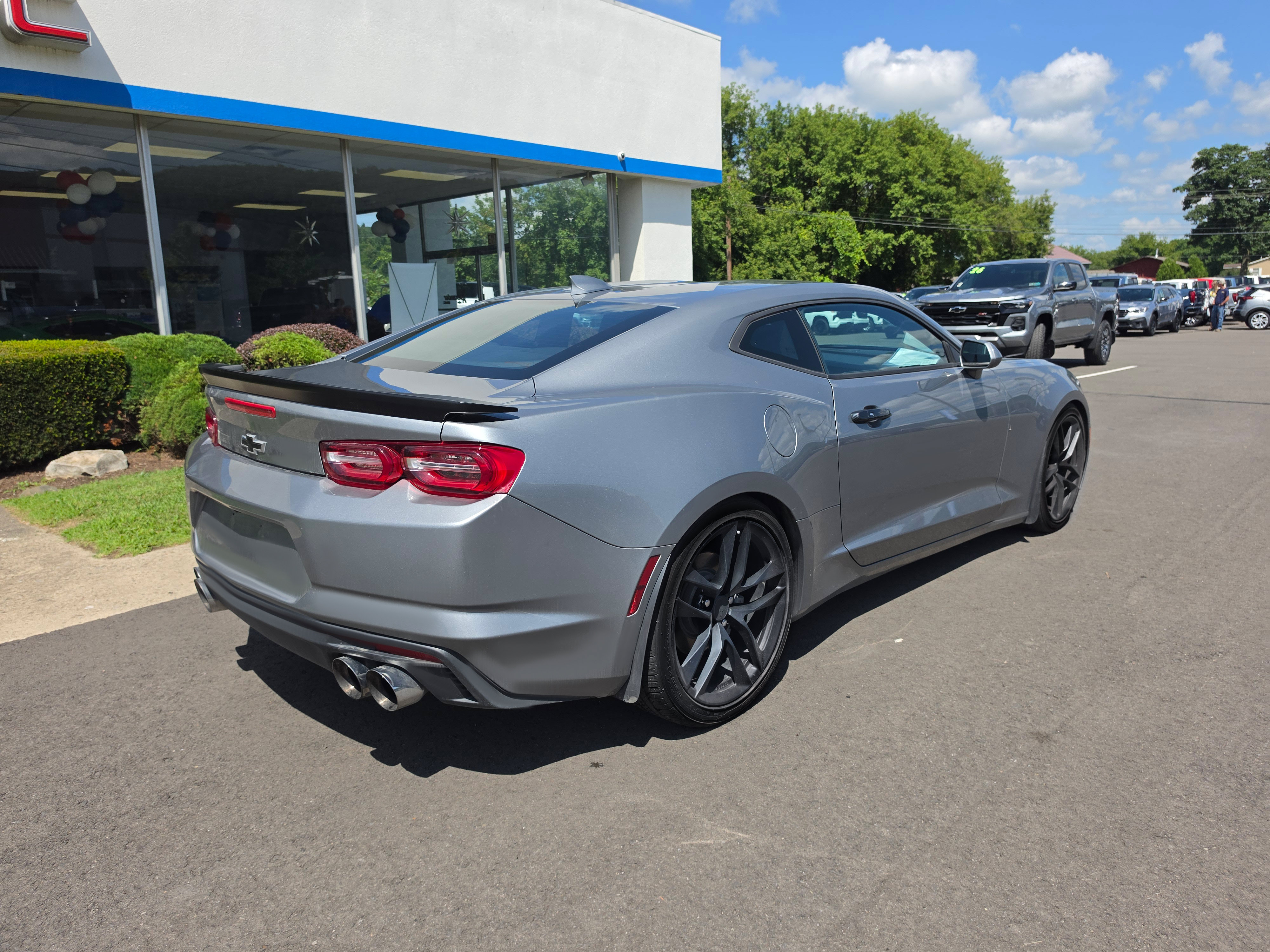 Used 2023 Chevrolet Camaro LT RWD image 3