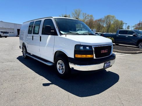 Certified 2025 GMC Savana 2500 w/ Driver Convenience Package RWD image 9