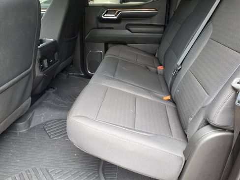 Used 2025 Chevrolet Silverado 1500 LT Trail Boss w/ Convenience Package II AWD/4WD image 12