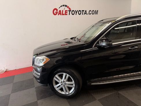 Used 2015 Mercedes-Benz GL 450 4MATIC image 4