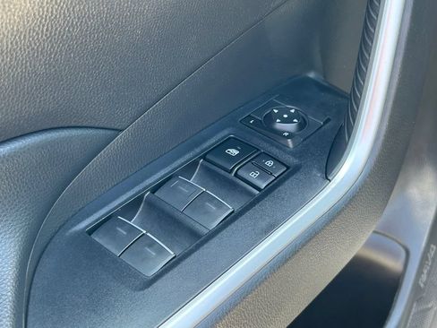Used 2022 Toyota RAV4 XLE w/ Convenience Package AWD/4WD image 23