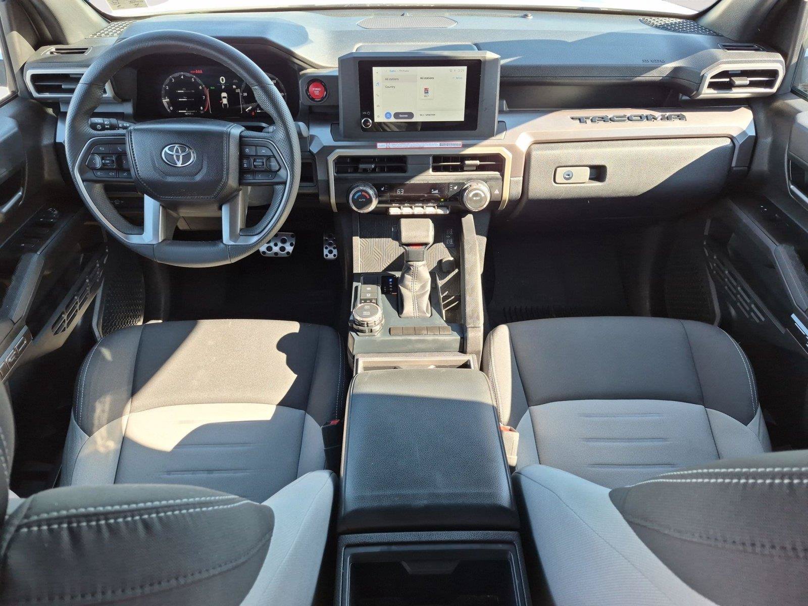 Used 2025 Toyota Tacoma TRD Sport AWD/4WD image 12