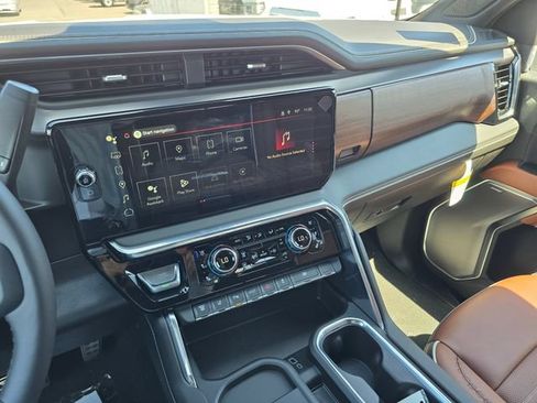 New 2026 GMC Sierra 3500 Denali Ultimate AWD/4WD image 26