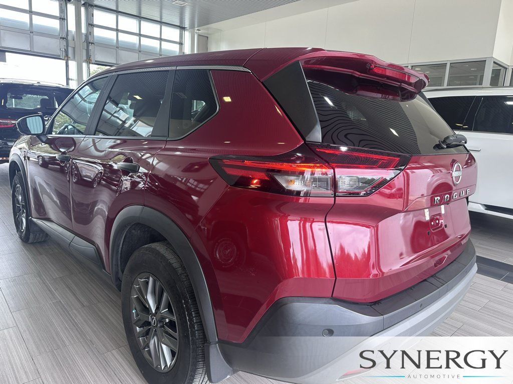 Used 2023 Nissan Rogue S FWD image 10