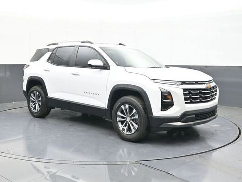 New 2026 Chevrolet Equinox LT w/ Convenience Package II FWD image 19