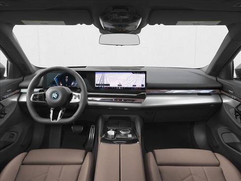New 2027 BMW 550e xDrive AWD/4WD image 5