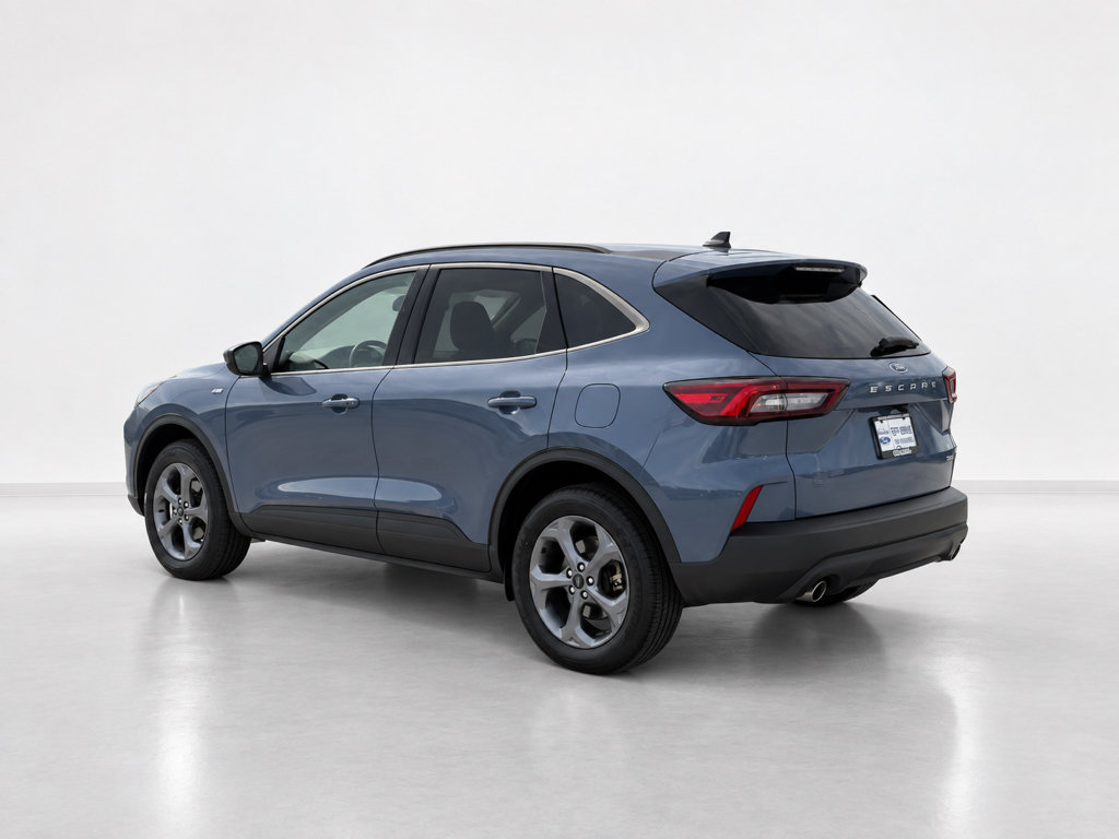 Certified 2025 Ford Escape ST-Line Select AWD/4WD image 3