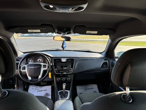 Used 2012 Chrysler 200 Touring w/ Cold Weather Group image 30