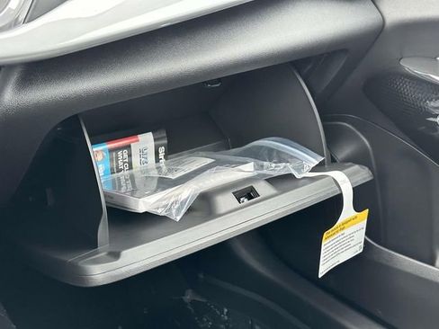 New 2025 Chevrolet Trax LT w/ Driver Confidence Package image 28