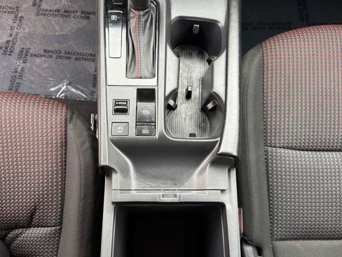 Used 2026 Nissan Sentra SR w/ Floor Mat Package FWD image 16