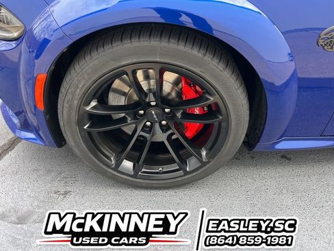 Used 2022 Dodge Charger SRT Hellcat w/ Harman/Kardon Audio Group RWD image 18