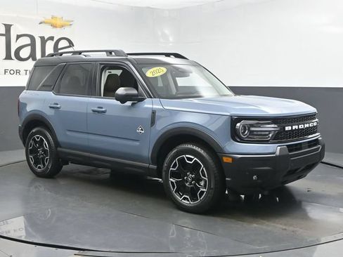 Used 2025 Ford Bronco Sport Outer Banks w/ Outer Banks Tech Package+ AWD/4WD image 6