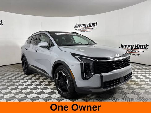 Used 2026 Kia Sportage EX w/ EX Panorama Roof Package FWD image 4