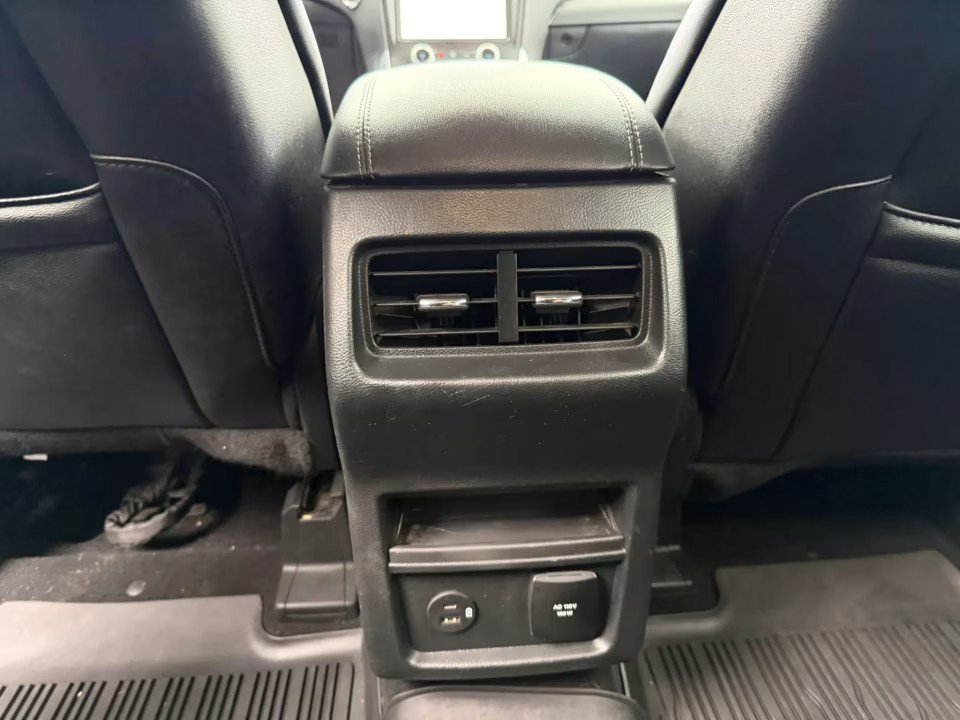 Used 2021 Ford Edge Titanium w/ Cargo Accessory Package AWD/4WD image 25