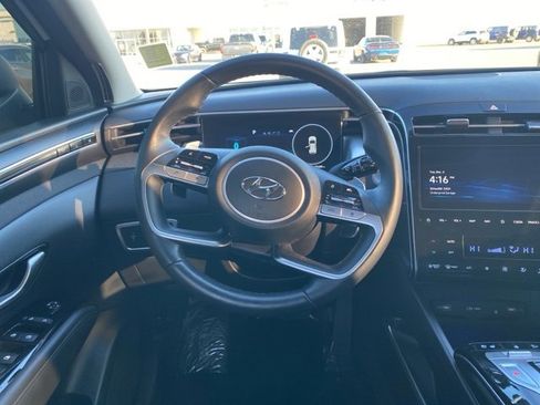 Used 2022 Hyundai Tucson Limited image 15