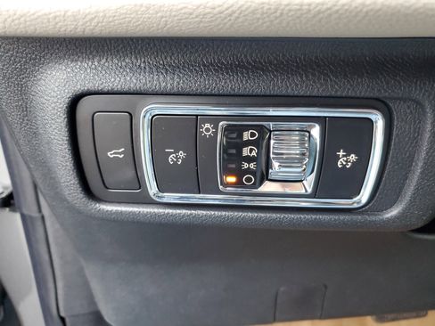 New 2026 Lincoln Corsair Premiere image 14