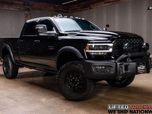 Used 2024 RAM 2500 Big Horn w/ Night Edition AWD/4WD image 1