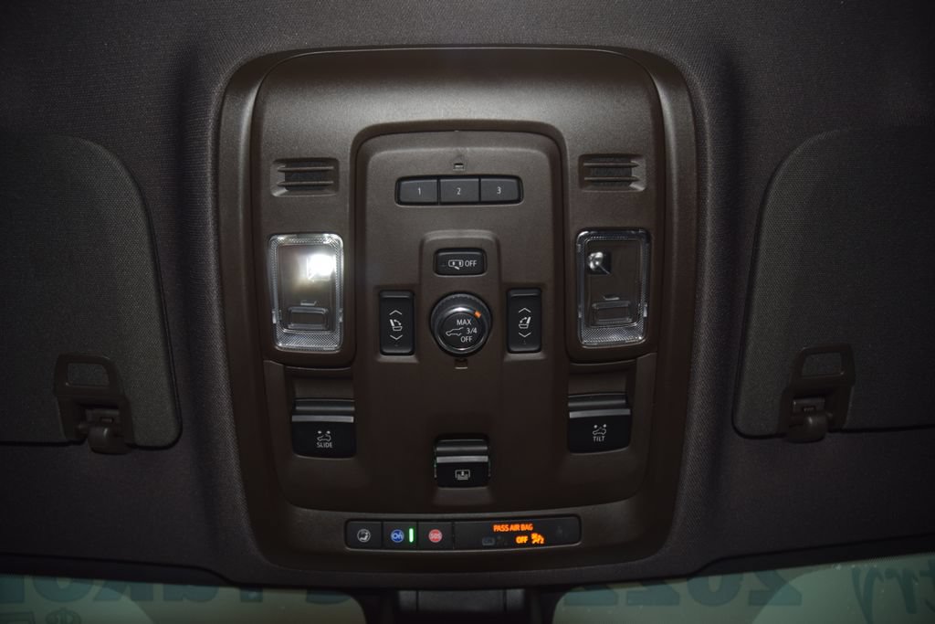 Used 2022 GMC Yukon Denali AWD/4WD image 52