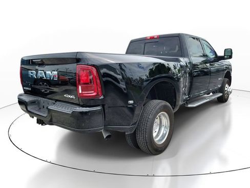 Used 2026 RAM 3500 Laramie AWD/4WD image 2
