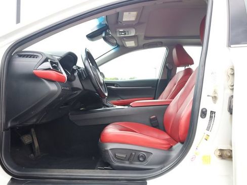 Used 2019 Toyota Camry XSE w/ Driver Assist Package FWD image 10