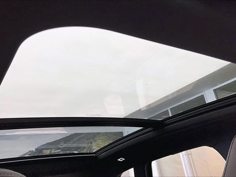 Used 2025 Audi Q5 Premium Plus image 14