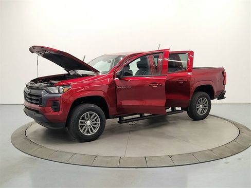 New 2026 Chevrolet Colorado LT image 11