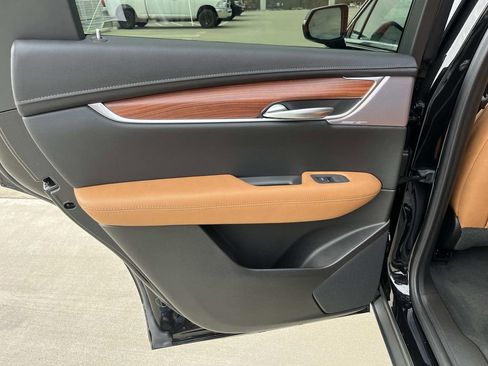 New 2026 Cadillac XT5 Premium Luxury image 18