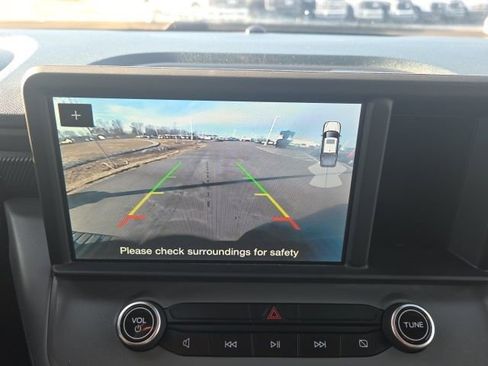 Used 2022 Ford Maverick XL image 28