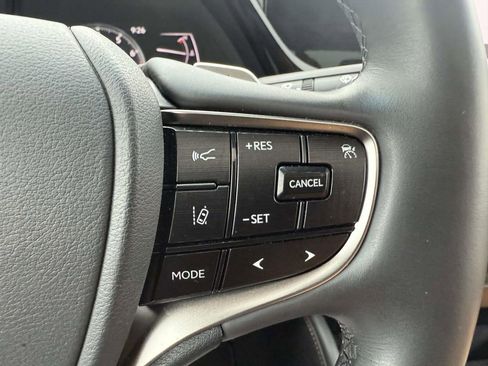 Used 2024 Lexus ES 250 w/ Premium Package image 23