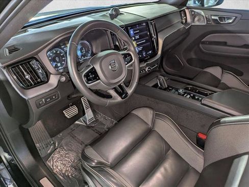 Used 2021 Volvo XC60 T8 R-Design w/ Advanced Package image 10