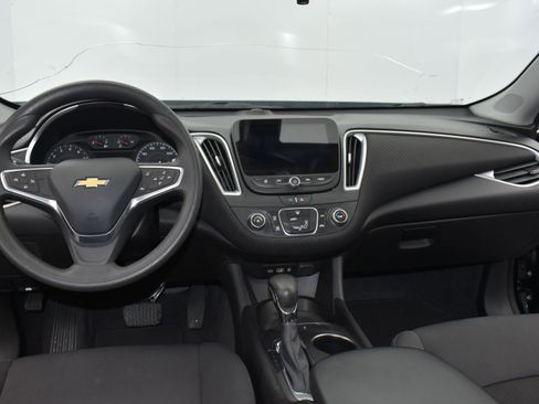 Used 2021 Chevrolet Malibu LS image 14