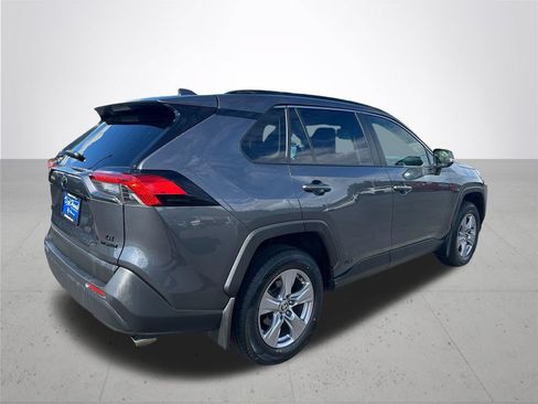 Used 2024 Toyota RAV4 LE AWD/4WD image 7