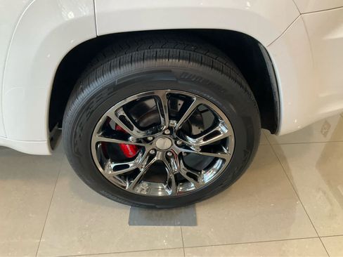 Used 2015 Jeep Grand Cherokee SRT AWD/4WD image 20