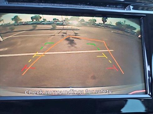 Used 2019 Nissan Rogue S FWD image 18