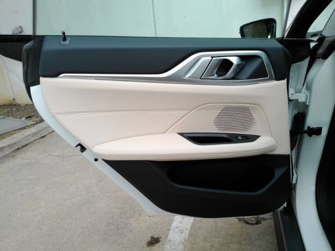 Used 2023 BMW i4 eDrive40 w/ Premium Package RWD image 19